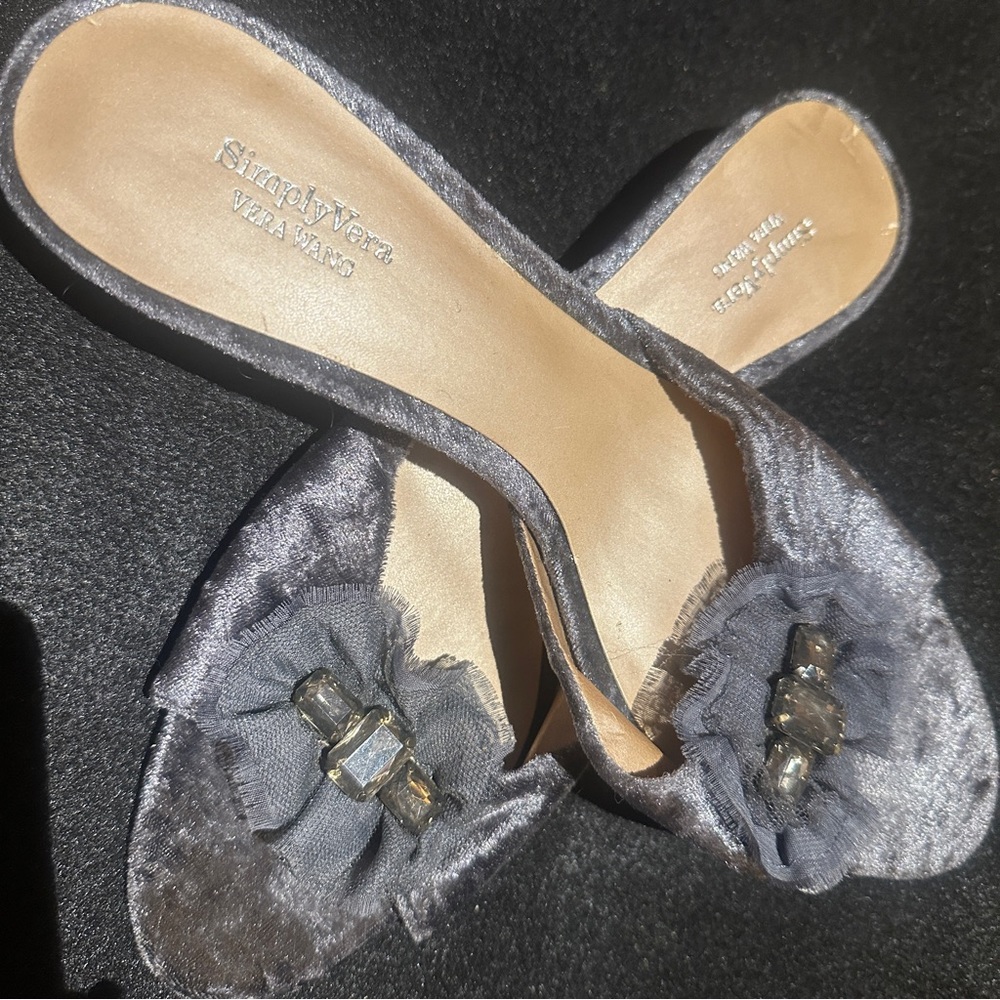 Simply Vera By Vera Wang Sorbet Graphite Gray Velvet